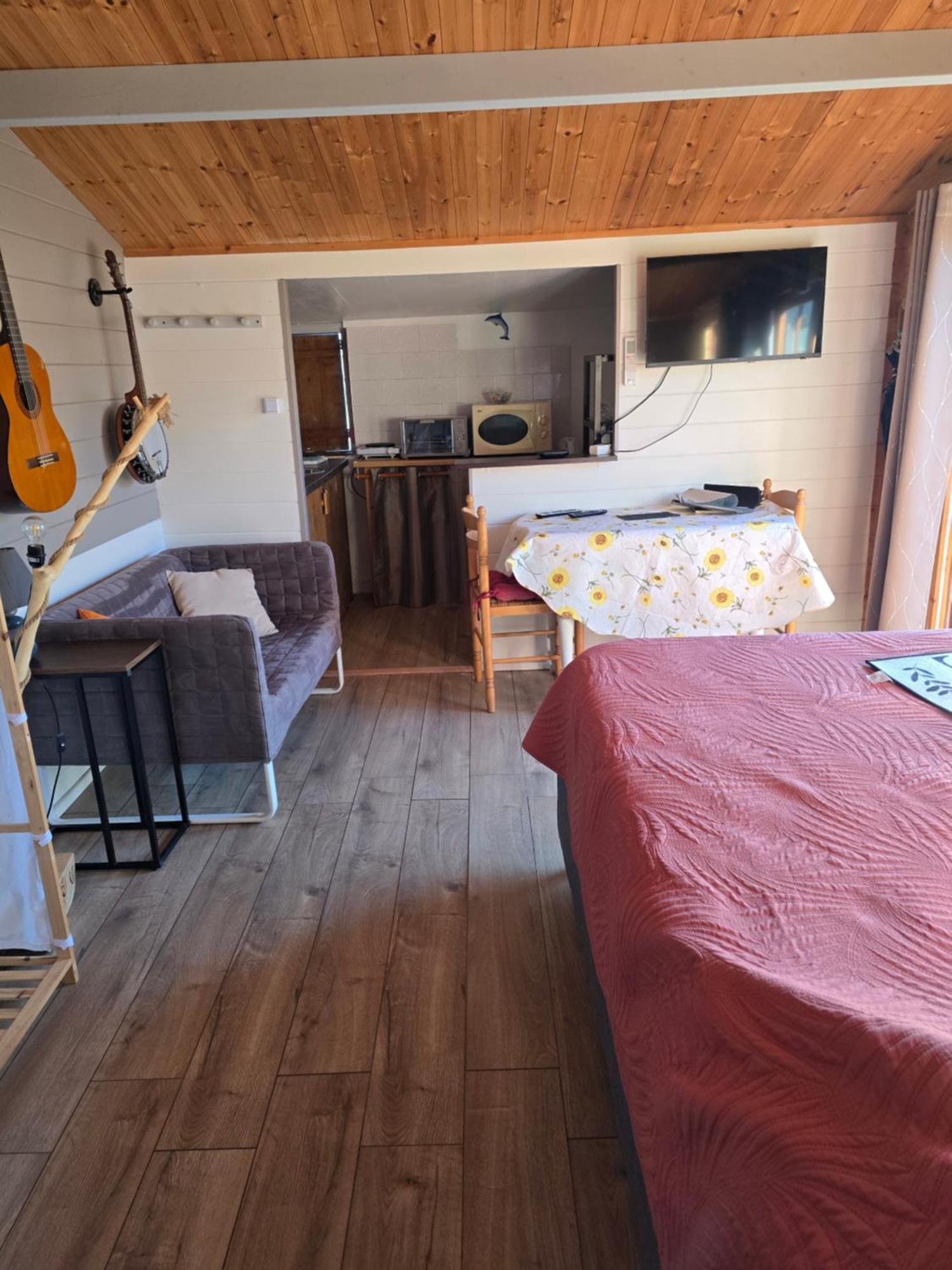 Le Chalet Des Dany Saint-Mamert-du-Gard 외부 사진